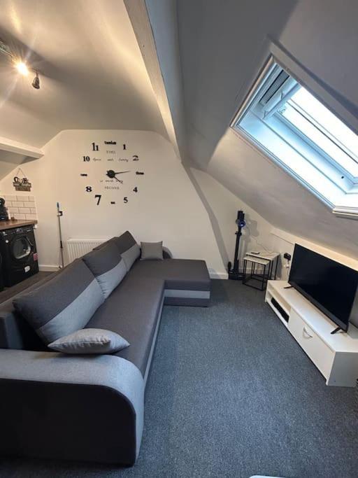 Apartament Rock Park Penthouse Llandrindod Wells Zewnętrze zdjęcie